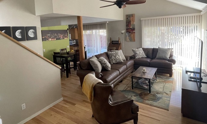 Gunbarrel House | Boulder Cottage, private yard & decks, 2 car garage, walk to lakes & breweries