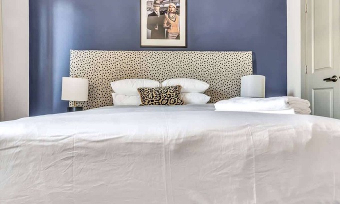 Richardson Apartment | Boulevard Stays Roomy 3BR Stay Pool, Parking, Fitness B