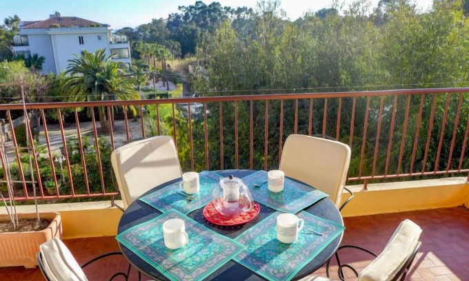 Boulouris-sur-Mer Apartment | Boulouris Mimosa by Interhome