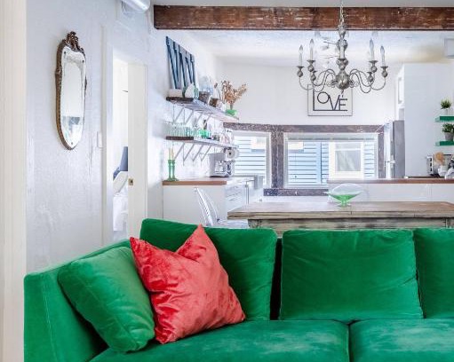 Southmoreland Apartment | Boutique Apartment in 1905 Victorian Home - Plaza - Westport