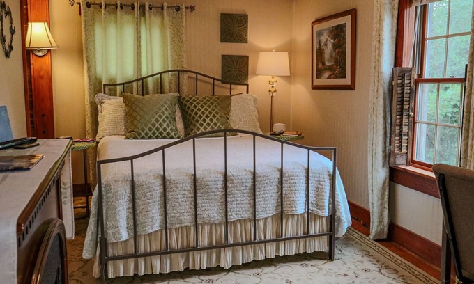 Logan House | Boutique Inn/Hotel