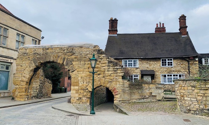 Lincoln House | Boutique Uphill House 7min Walk to Cathedral Square