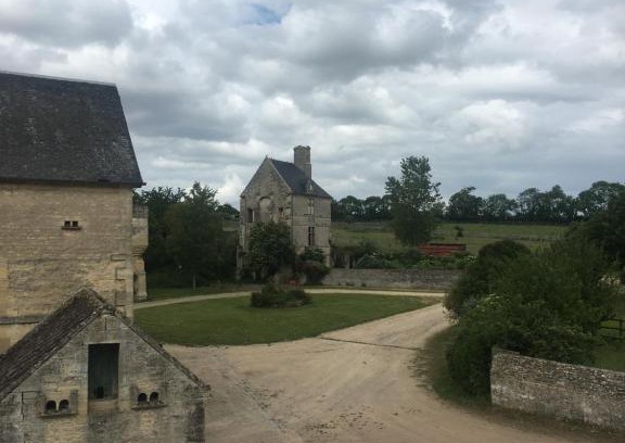 Tierceville House | Boutons d'or