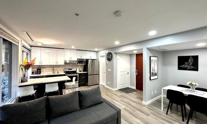 Canmore Condo | Bow 119 | Adorable Suite with Pool & Hot Tub