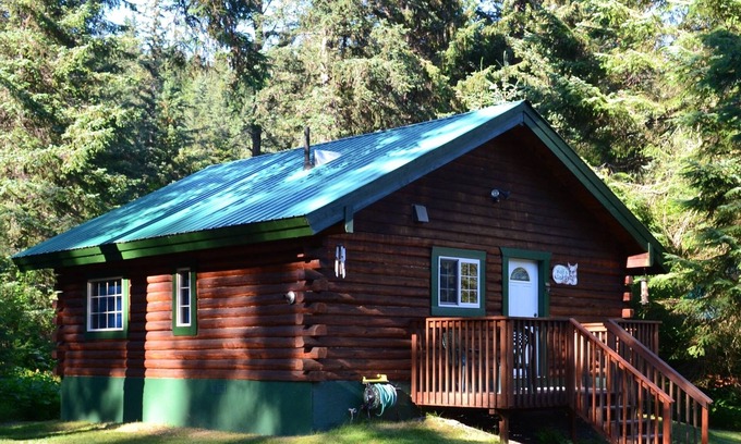 Bear Creek Cabin | Box Canyon Cabins