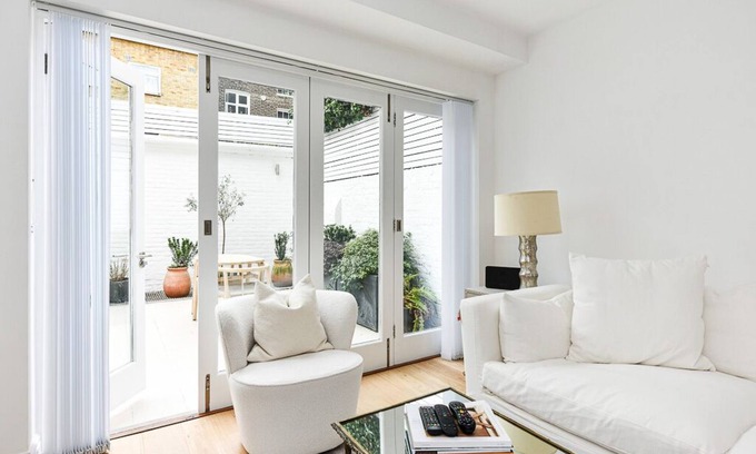Holland Park House | Boyne Terrace Mews | Pro-Managed