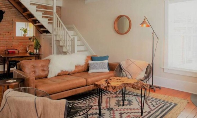 Downtown Bozeman House | Bozeman Experience-Walk downtown