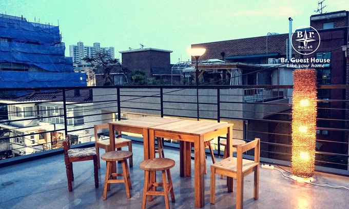 Seogyo-dong House | Br. Guesthouse Hongdae