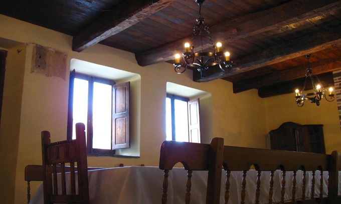Branuelas House | Brañuelas, Estacion 1