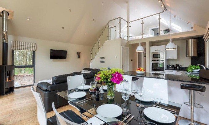 Egton House | Bracken Howe Lodge
