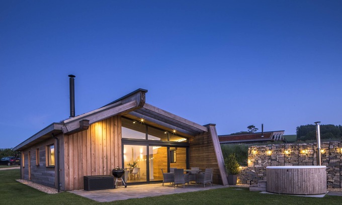 Melcombe Bingham Apartment | Bracken is a unique eco retreat constructed to an exceptional high standard