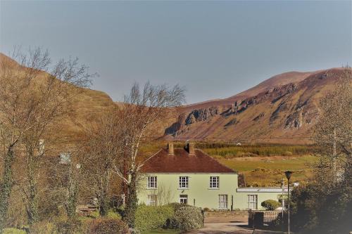 Annascaul Bed & Breakfast | Brackloon Lodge-Brackluin