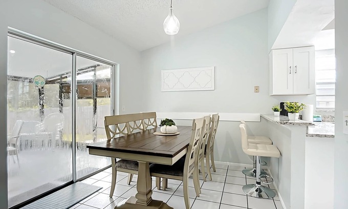 Trailer Estates House | Bradenton 4BR/2BA Home w/Pool & Mini Putt Putt