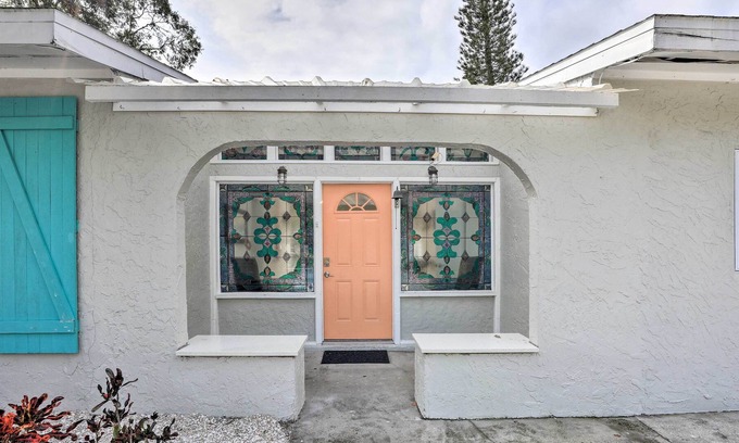Bradenton House | Bradenton Home w/ Heated Pool and Game Room!