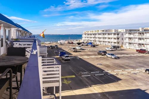 Midtown Ocean City Apartment | Bradley On The Bay 343I