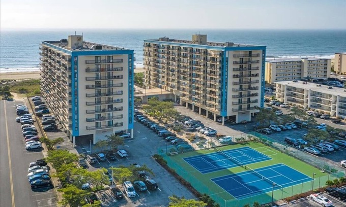 North Ocean City Condo | Braemar Towers 1408, 13100 Coastal Hwy Oceanfront