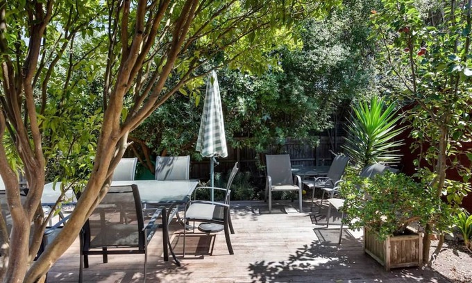 Capel Sound House | Braidwood Beachouse Getaway by Ready Set Stay-Close to the Beach & Table Tennis