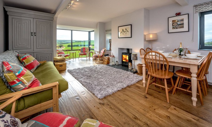 Llanengan House | Brambles - Three Bedroom House, Sleeps 5