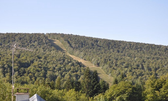 Prades-d'Aubrac House | Brameloup