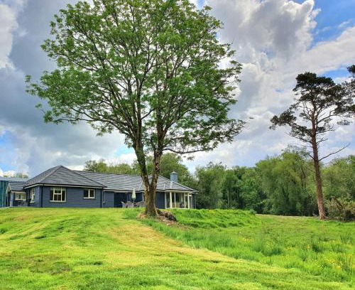 Kenmare House | Brand new 2 bedroom home overlooking Kenmare Bay Estuary