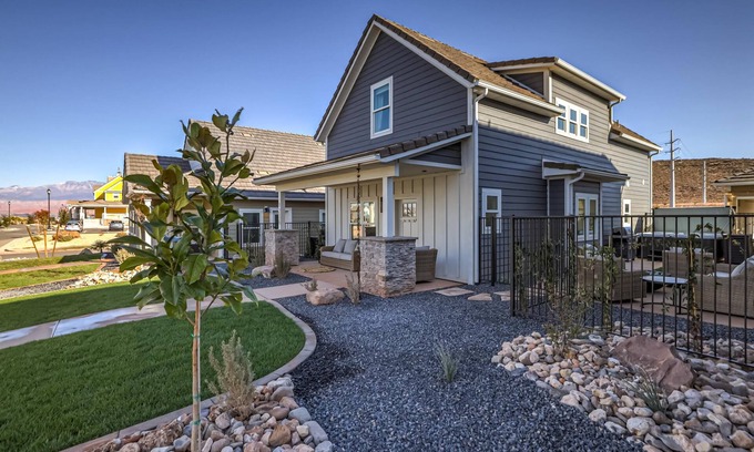 St. George House | Brand New | 3 Bedrooms | Mini Golf | Lazy River | RR