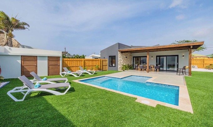Koyari Villa | BRAND NEW 3BR2BA w/Private Pool ~ Amazing Location