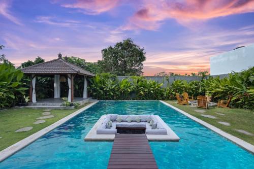Taman Griya Villa | Brand New 4BR Villa with Pool, Sauna & Fire pit close to Nusa Dua and Uluwatu
