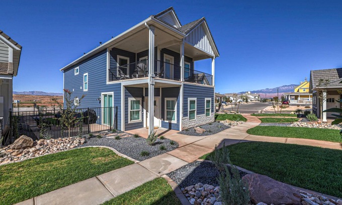 St. George House | Brand New | 5 Bedrooms | Mini Golf | Heated Pool | Lazy River | CB