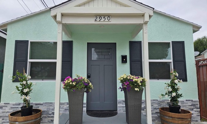 Harbor Apartment | Brand new ADU back house with private patio perfect for traveling nurses