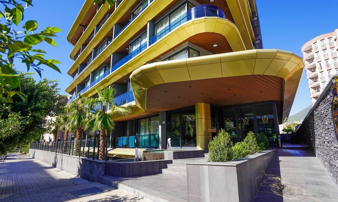 Kepez Apartment | Brand new apartment in premium residential complex. 400m from Kleopatra beach!