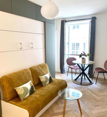Quartier du Gros-Caillou Apartment | Brand New Apartment - Rue Cler Paris