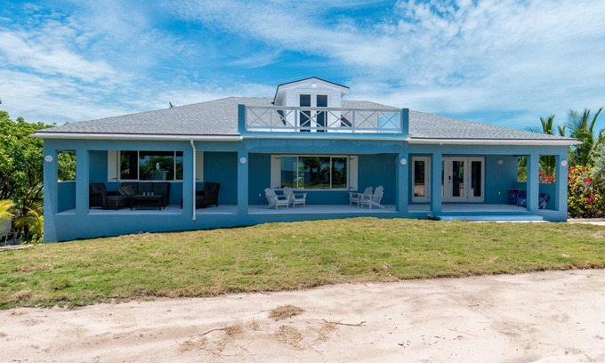 North Palmetto Point House | Brand New Oceanfront Home located in the heart of Central Eleuthera W/Generator