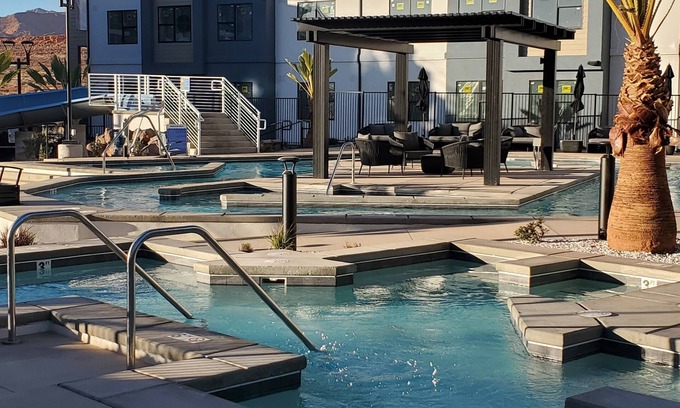 St. George Condo | Brand new exquisite 2-bedroom condo with water park in St. George/Hurricane.