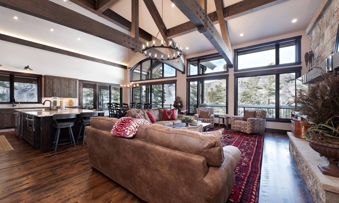 Columbine Lake House | Brand New Home Across from Purg - Awesome Views, Arcade Game, Hot Tub, AC