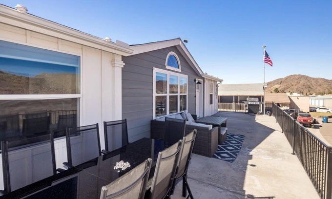 Parker Strip House | @BRAND NEW HOME BEST AMENITIES IN PARKER@ AMAZING VIEWS FULLY STOCKED HOME