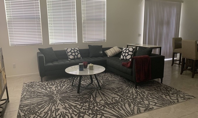 Menifee House | BRAND NEW HOME/CLOSE TO WINERIES/GOLF COURSE