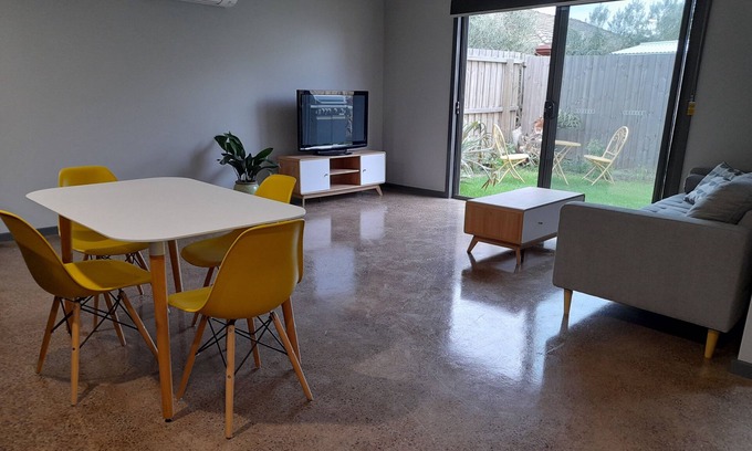 Portarlington House | Brand new home just 1 minute from the beach!