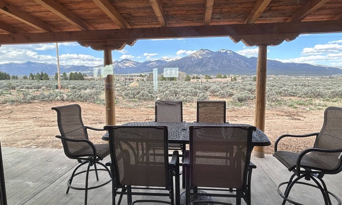 El Prado House | Brand New home with spectacular mountain views
