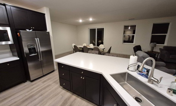 Sparks House | Brand New Home with Views 3/2