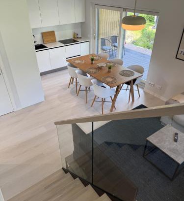 Vantaa House | Brand new house with four bedrooms, parking, sauna, patio