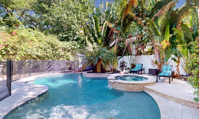 Old Seminole Heights House | Brand-New Luxury Home w/Pool Spa, Washer/Dryer, & Gourmet Kitchen