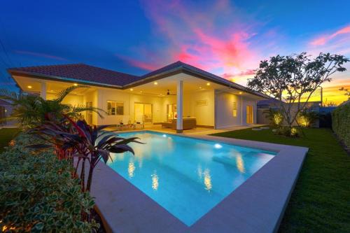 Hua Hin Villa | Brand-New Modern 3-Bedroom Villa - MB20