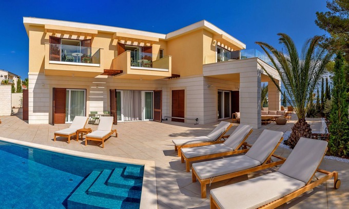 Hvar House | Brand New Modern Designed Luxurious Vlla Close to the Sea/Beach and City of Hvar