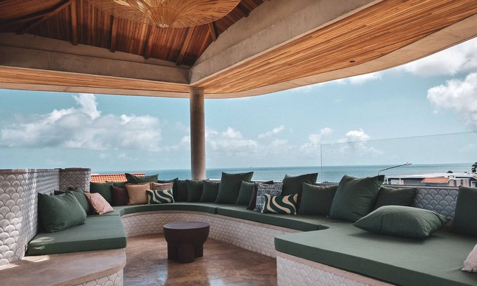 Jan Thiel Villa | Brand new Organic shaped Villa Aya, 180°Seaview, High-end Bali Interiordesign