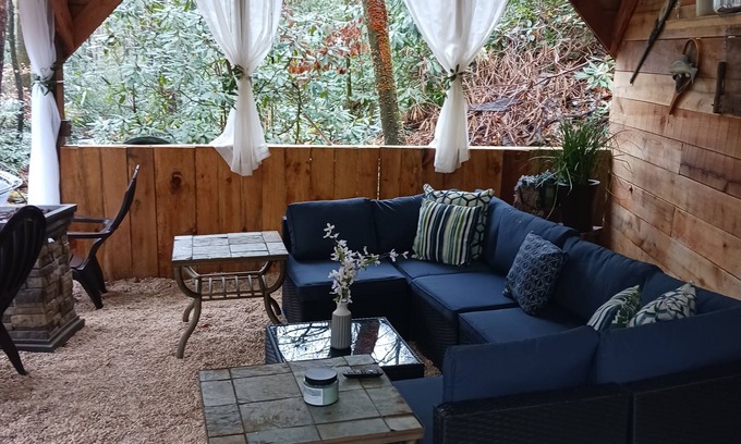 Hayesville Cabin | BRAND NEW OUTDOOR LIVING AREA ONnCREEK'S EDGE. Great spot to enjoy creeknn