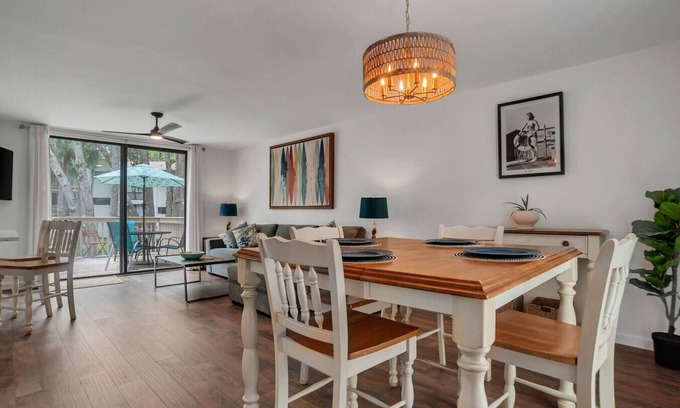 Hilton Head House | Brand New Seascape Townhome, 2 min Beachwalk