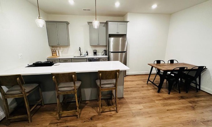 Woodbridge Apartment | Brand New Spacious 2br - 2bth Basement