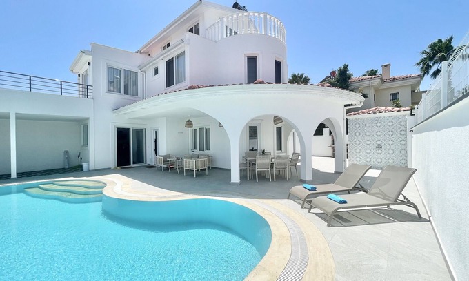 Kadriye Villa | Brand new villa - 5 minutes to Land of Legends and Beach