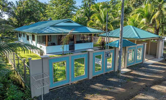 Playa Matapalo House | Brand New Villa! A well-appointed home, views of mountains, 3 min. walk to beach