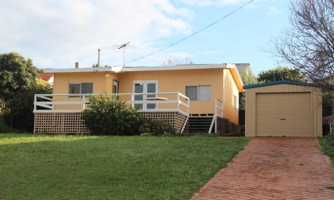Guilderton House | Brandis Beach House S